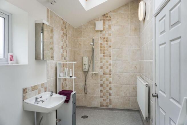 Annexe Bathroom