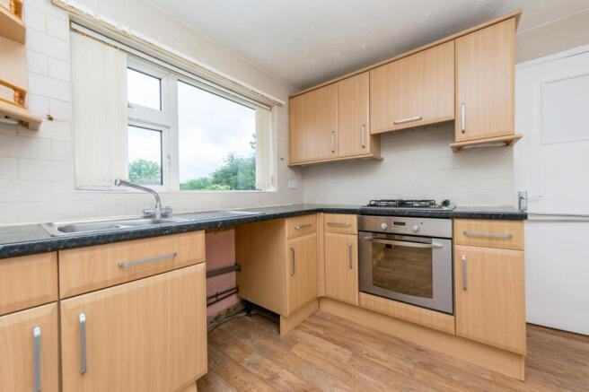 2 bed Flat to rent Image 7