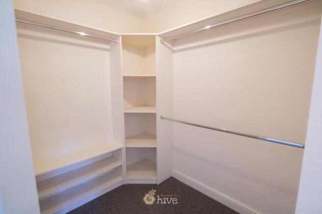 3 bed Semi-Detached for sale Image 12
