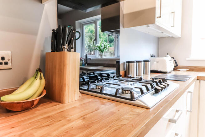 Kitchen 3.JPG
