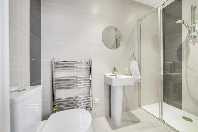 Ensuite Gf Bedroom