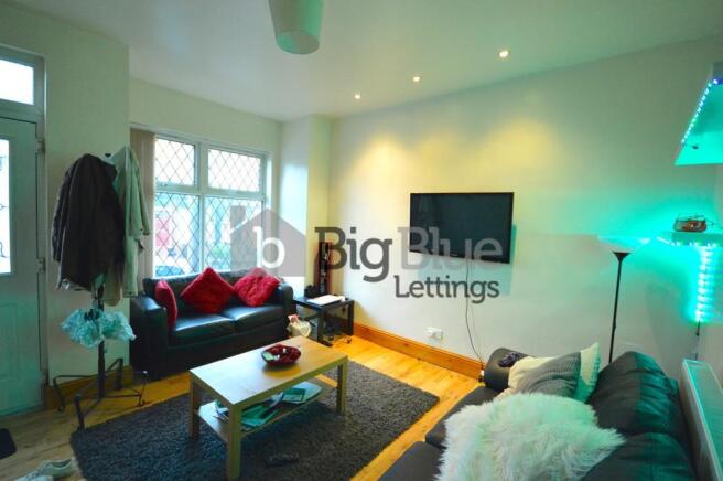 4 bed Terraced to rent Image 4