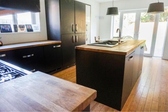 Kitchen/Dining Room