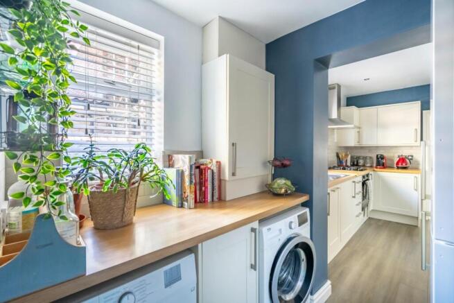 3 bed Terraced for sale Image 9