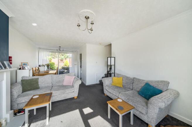 Sitting/Dining