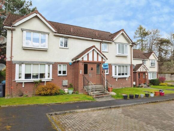 2-bed flat on Woodvale Avenue, Airdrie, ML6, £100,000
