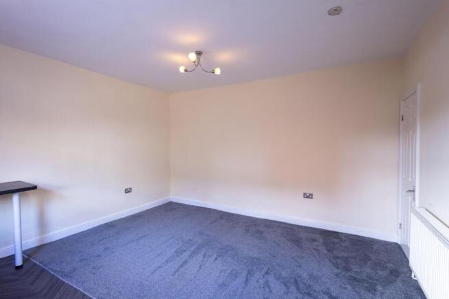 1 bed Terraced to rent Image 4