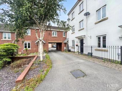 Longacres, Bridgend, CF31