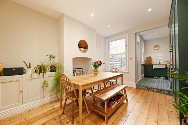 3 bed Terraced for sale Image 11
