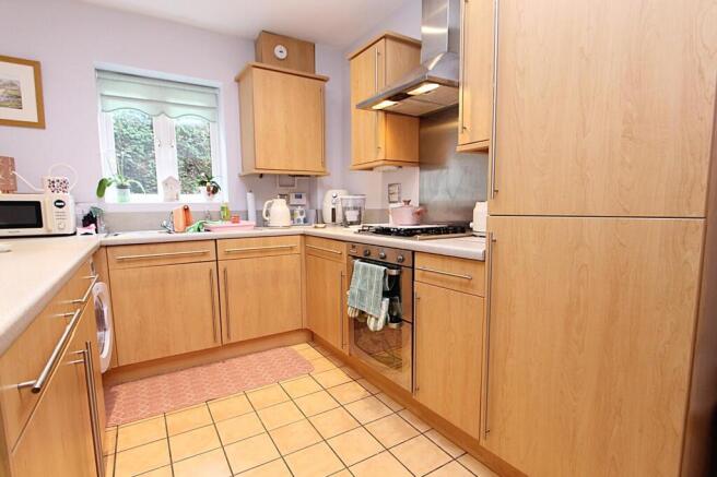 Oldnall Road, Kidderminster photo 4