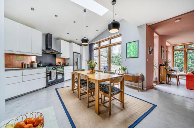 1411207-12-6995b0...