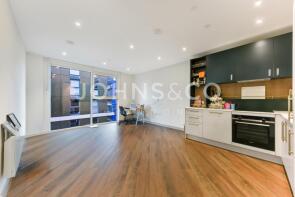 76, Lavender House, Eden Grove, Staines-upon-thames TW18 4ZW