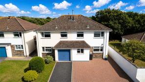 2, Velator Close, Braunton EX33 2DT