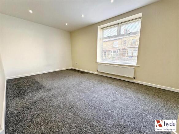 Darwen Road, Bromley Cross, Bolton. BL7 9BQ - View 6