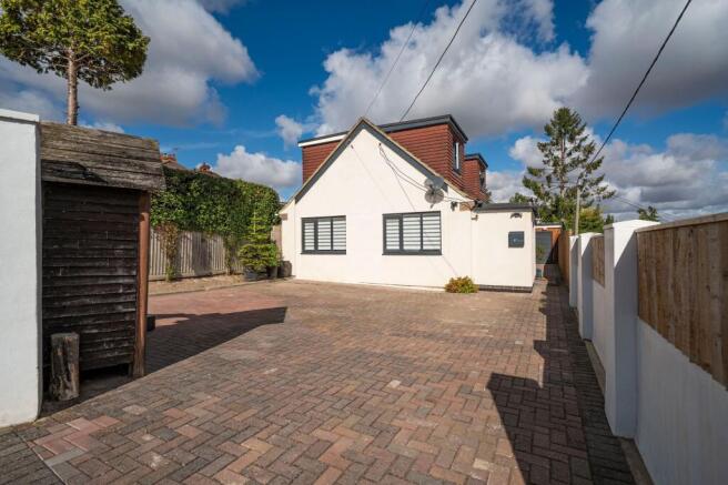 Property Frontage & Driveway Parking
