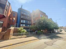 10, 45 Indigo Apartments, Crown Street, Reading RG1 2SW