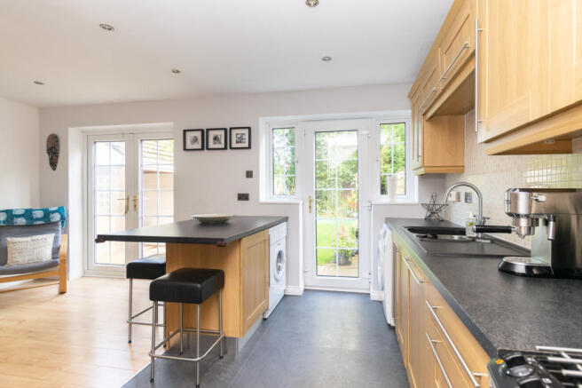 Kitchen-Dining Room 3
