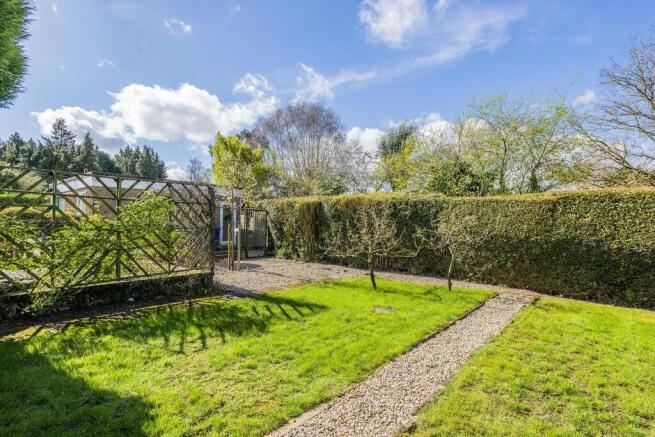 104 Bury Road ph1...