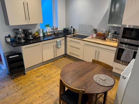 whatsappimage20251117at1410162