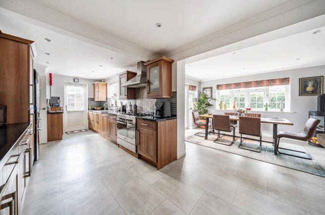 1359136-14-68d3fb...