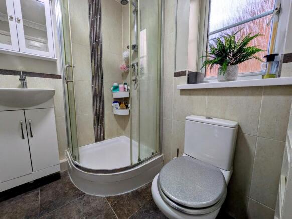 Master En-Suite