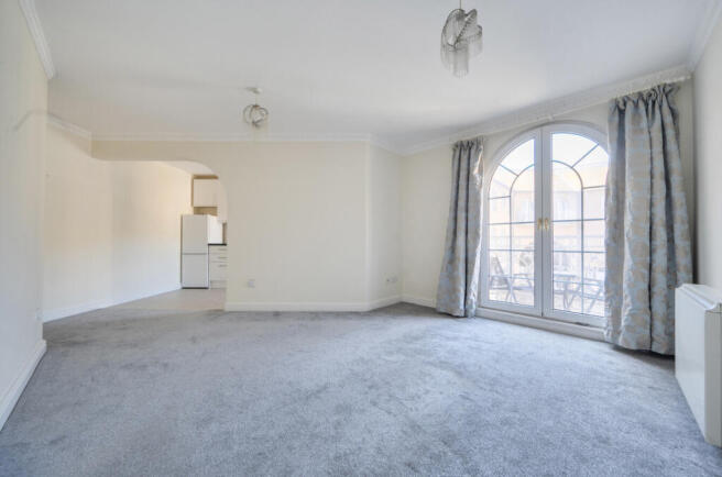 1442108-7-69dce72...