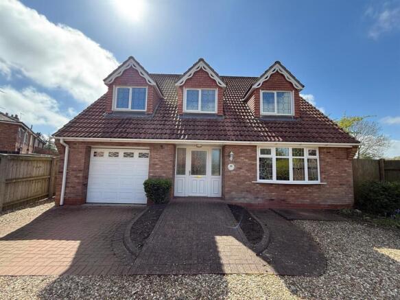 4 bedroom Detached for rent