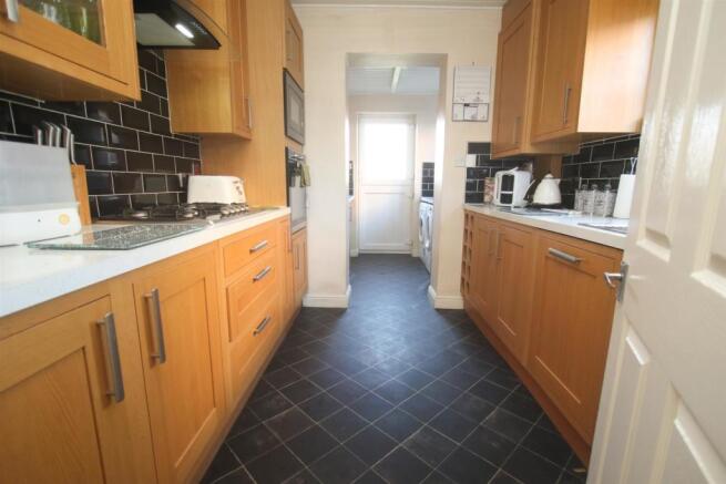 Kitchen:
