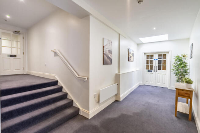 1 bed Apartment for sale Image 12