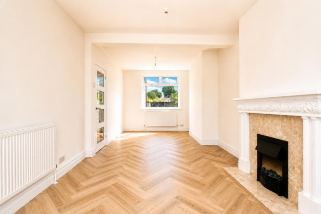 3 bed Terraced for sale Image 5