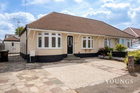 Northern Avenue, Benfleet, SS7