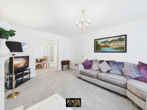 4 bed Detached for sale Image 6