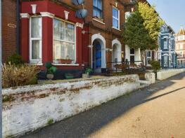 Flat 3, 28, Cabbell Road, Cromer NR27 9HX