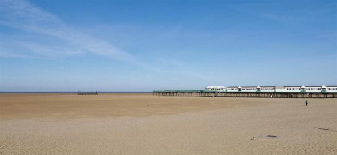 Pier.jpg