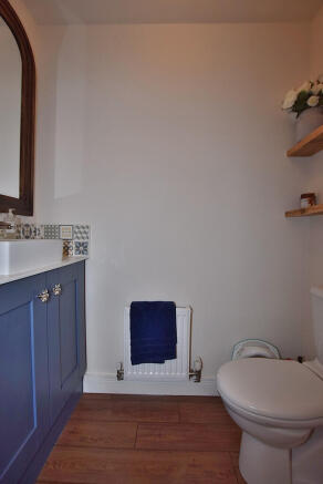 4 bed Terraced for sale Image 8