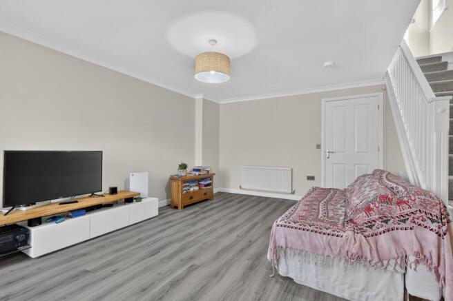 3 bed Semi-Detached for sale Image 7