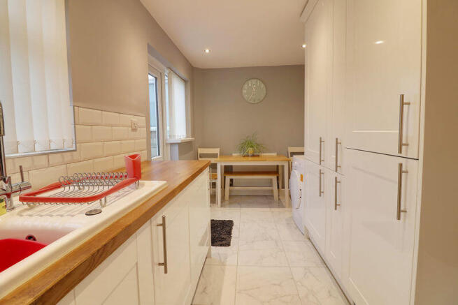 Kitchen/Breakfast Room