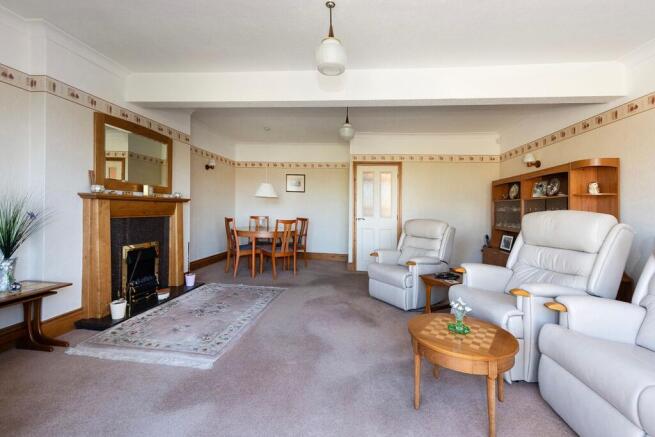 Cavendish Avenue, Erith, DA8 photo 4