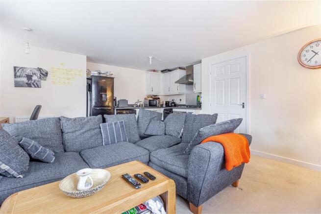 Living-Room-4.jpg