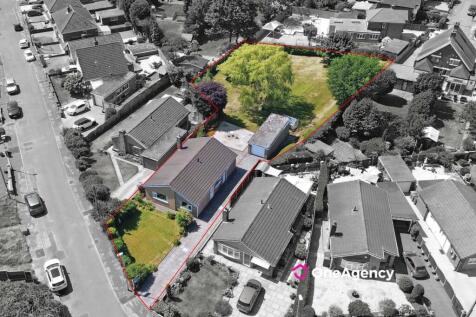 Kingsclere Grove, Sneyd Green, Stoke-on-Trent, ST1
