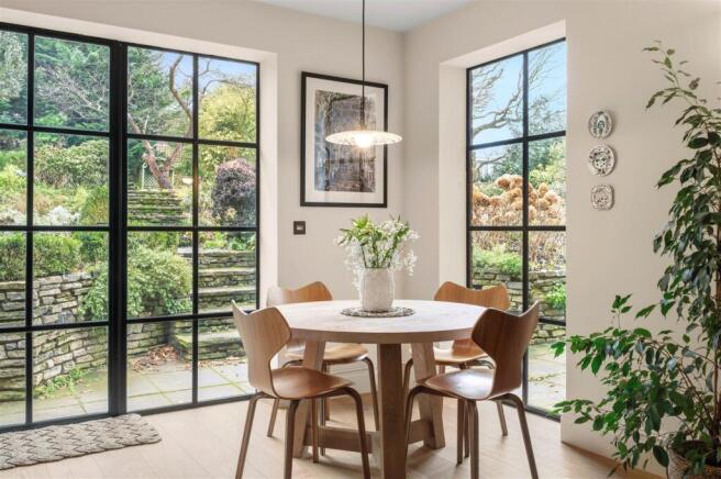 27 Ellerton Road -8.jpg