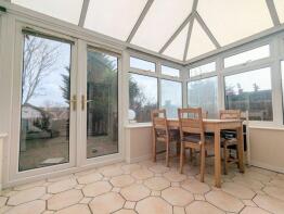 10, Almond Way, Bristol BS16 5QN