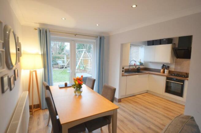 Dining Area.jpg