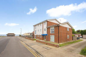 7, Royal Court, Pier Avenue, Whitstable CT5 2SB