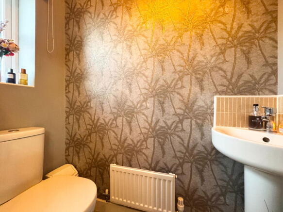 3 bed Semi-Detached for sale Image 10