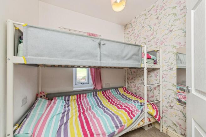 3 bed Semi-Detached for sale Image 12