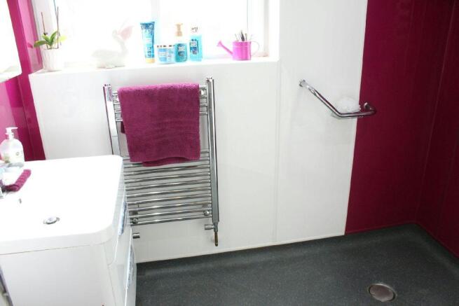 Ground Floor Wet Roo