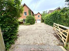 Jasmine Cottage, New Mill Lane, Eversley, Hook RG27 0QY