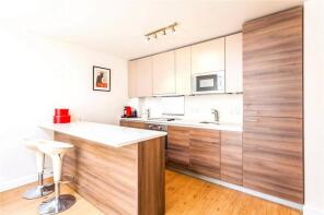 Flat 20, 35 Ascent House, Boulevard Drive, Colindale, London NW9 5QZ
