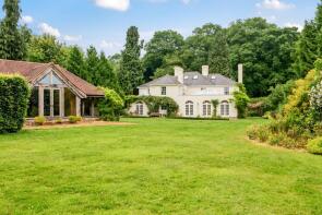 Stone House, Section Of B481 Through Highmoor Cross, Highmoor Cross, Henley-on-thames RG9 5DT